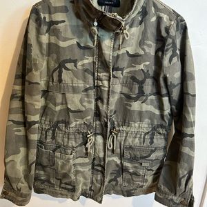 Forever 21 camo jacket